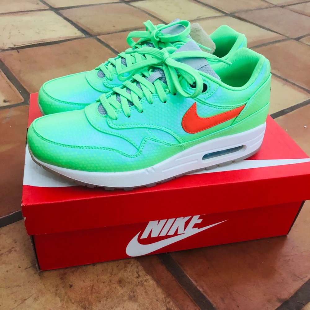 Nike Air Max 1 FB Premium QS Sneakers